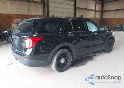 2021 Ford Police Interceptor z USA, uszkodzony, nr VIN 1FM5K8AB7MGA43189